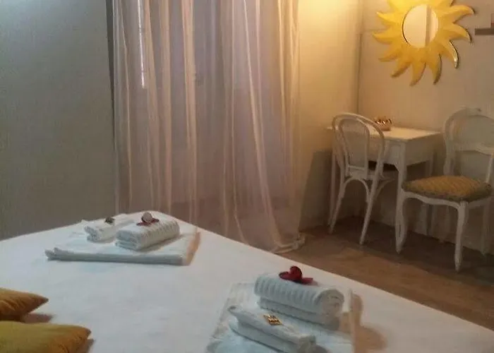 Navona First Konukevi 4*